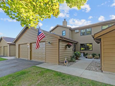 Property at 970 Manor Dr APT 72, Neenah, WI