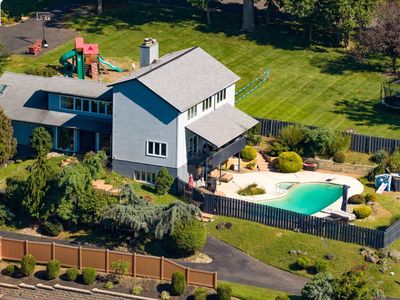 313 Wyndmoor Ln