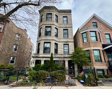 1628 W Nelson St