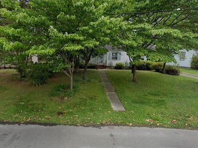 607 Fairview Ln