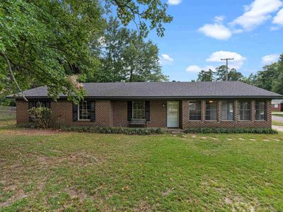 3900 Forest Trl