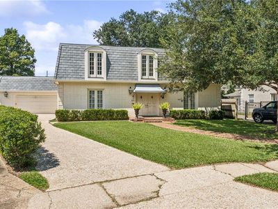 5650 Evelyn Ct