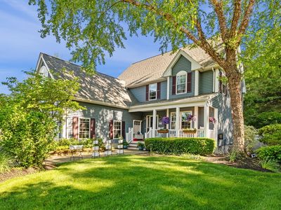 11 Arthur Gordon Dr