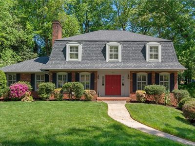 805 Chartwell Cir