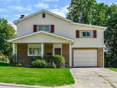 105 Opal Ct
