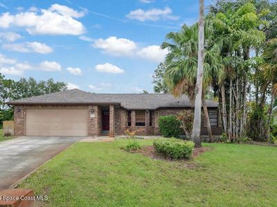 1647 Elmhurst Cir SE