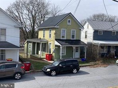 106 Middle Spring Ave