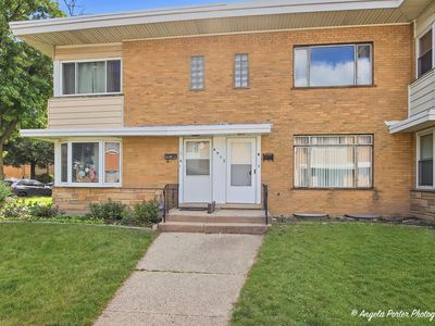 Property at 4912 Crain St #B, Skokie, IL