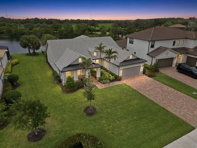 208 Sonoma Isles Circle