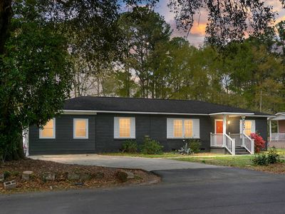 207 Trivers Dr