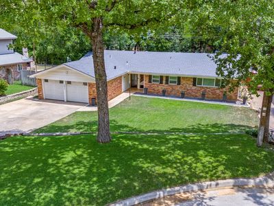 511 Westcliff Dr