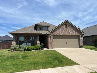 1313 Ascot Ave