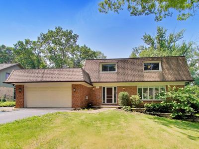 Property at 10S324 Hampshire Ln E, Willowbrook, IL