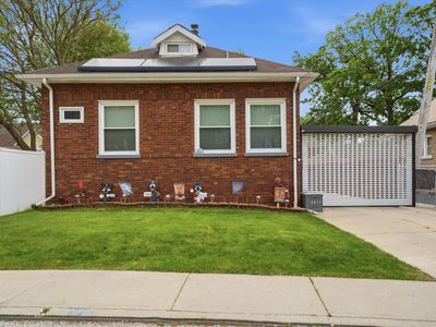 1615 W Beverly Glen Pkwy