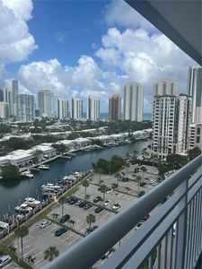 400 Kings Point Dr APT 1624