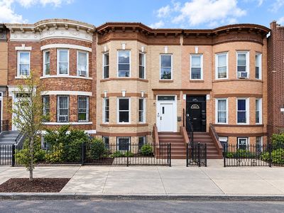 499 Hegeman Ave