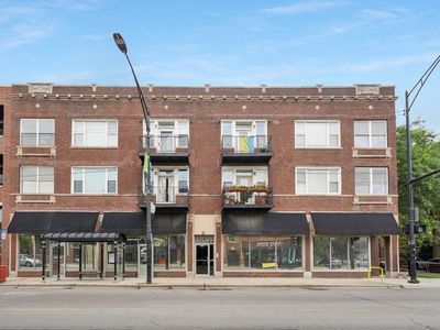 3002 W Montrose Ave APT 2A