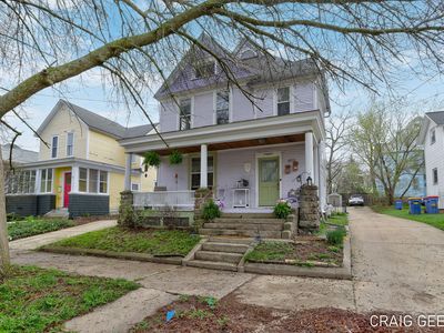 320 Charles Ave SE