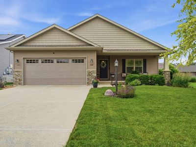 525 Cottonwood Cir