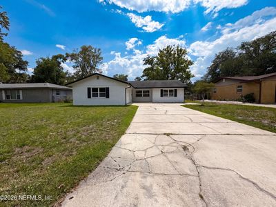 7842 RONDEAU Drive E
