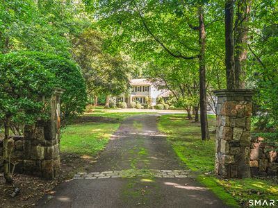 523 Brookside Road