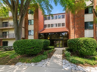 3050 Pheasant Creek Dr APT 406