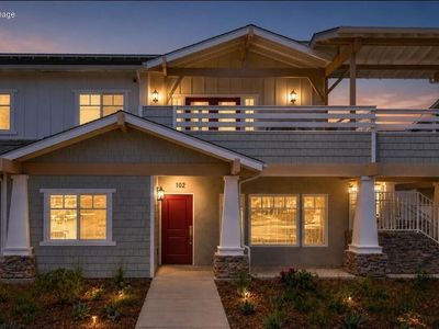 319 N F St #102