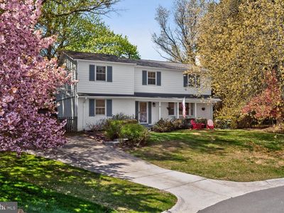 7 Greenlane Ct