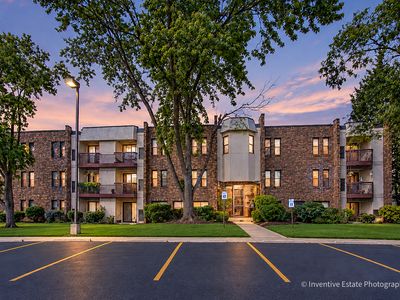 2212 Country Club Dr APT 4