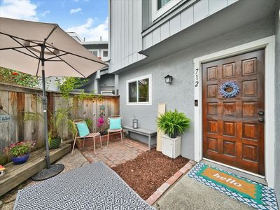 712 Racquet Club Circle