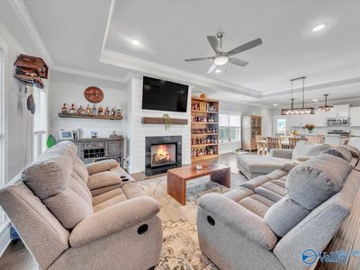 6038 Margie Collins Dr SE