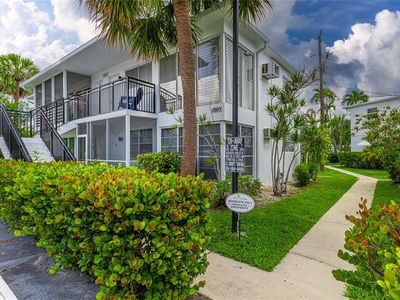 1005 SE 15th St #5D