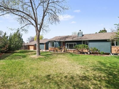 900 Canosa Ct