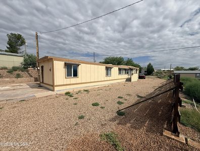 637 E Didianne Dr