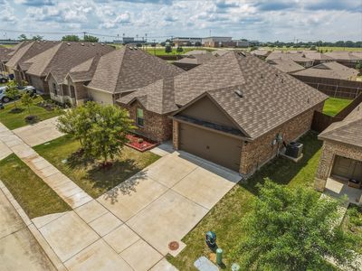1210 Grand View Dr