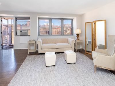 290 W 232nd St APT 15A