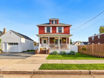 233 Grove St