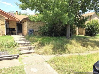 2429 E Timberview Ln