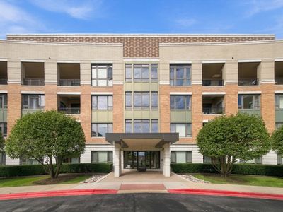 1000 Village Center Dr