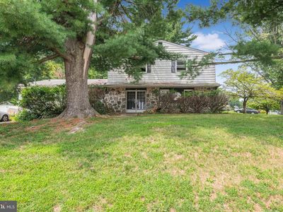 9096 Pine Rd