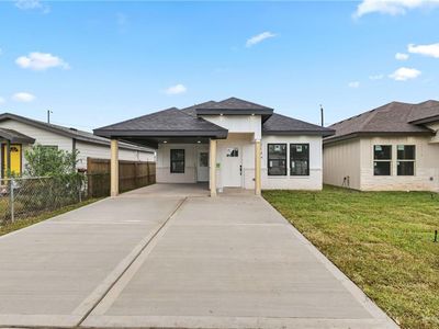 1214 1/2 E Sanchez Dr