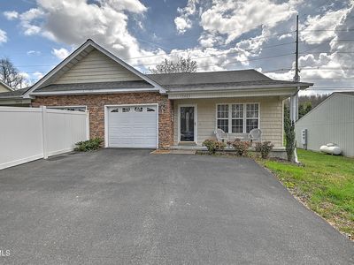 243 Sapling Grove Ct