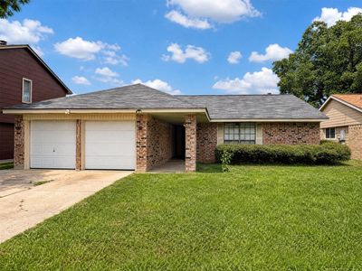 2802 Skelton Dr