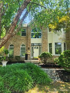 1 Shelley Ct