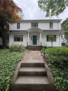 4 Van Ness Rd