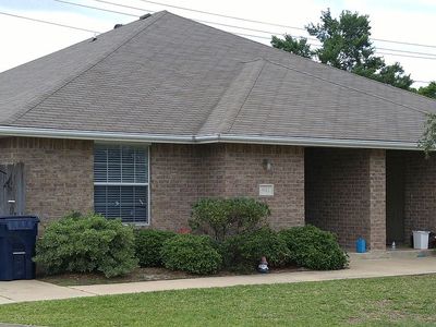 3740 Oldenburg Ln