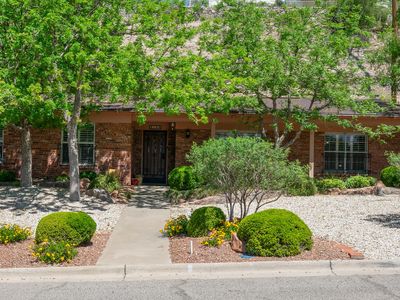 5709 Burning Tree Dr