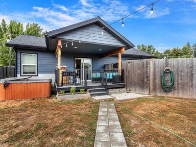 110 Van Horn Ave