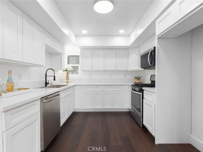 546 W Indian School Ln