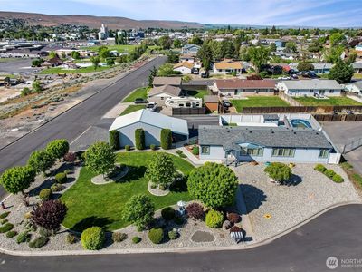 307 Hilltop Circle